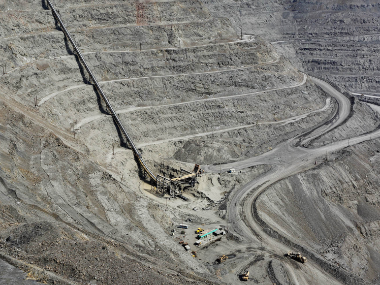 北斗时钟服务器在矿场领域的技术优势是什么？