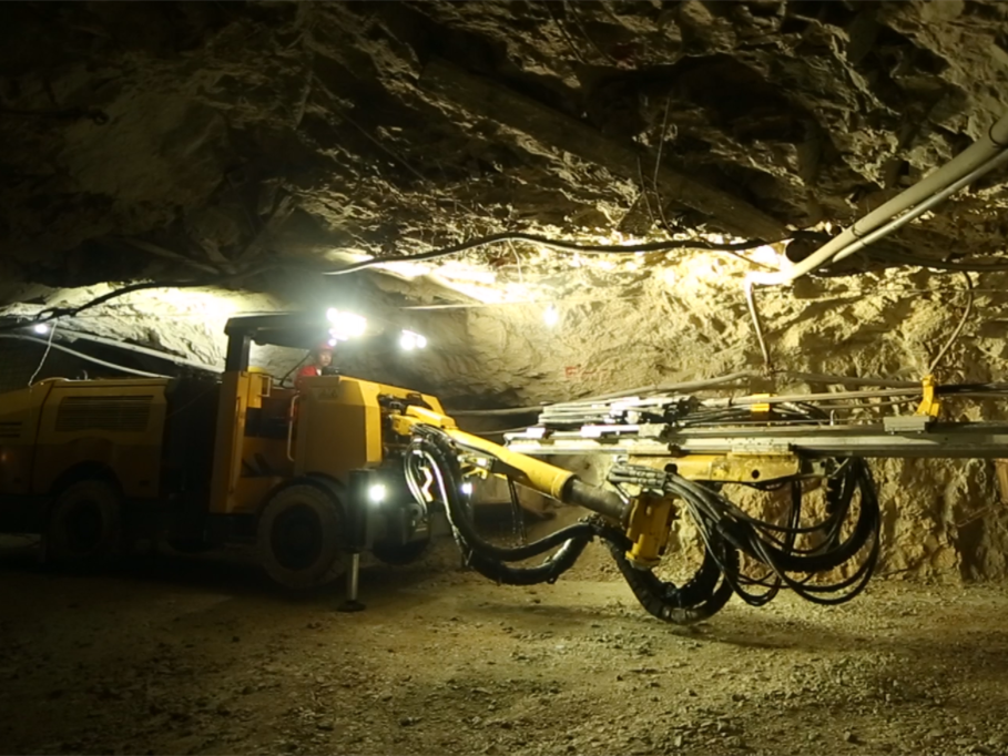 GPS授时服务器如何应用于智慧采矿场所？